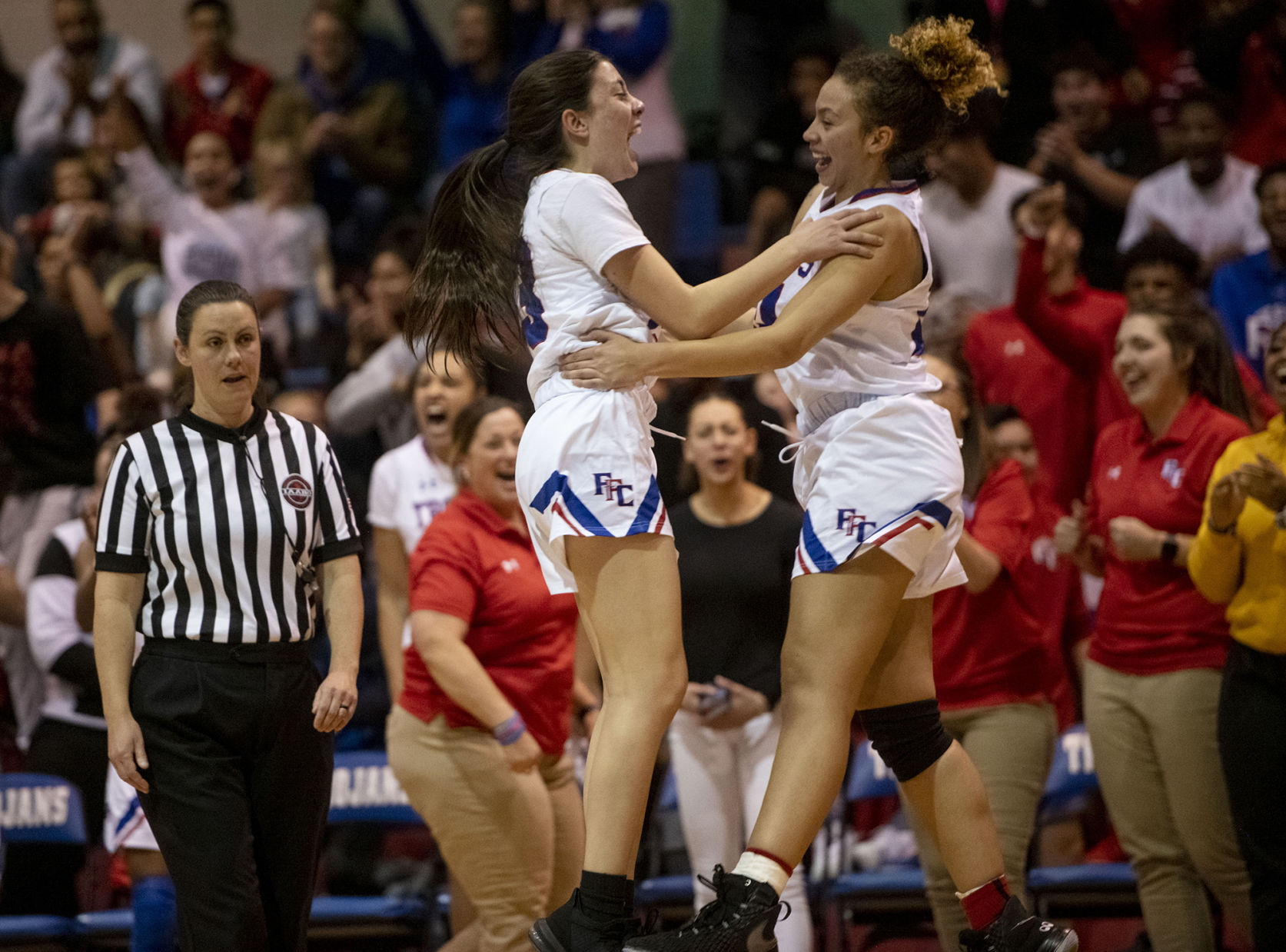 021220-sw-ffc-hoops 05.jpg